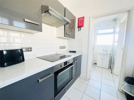2 bedroom maisonette to rent Selhurst Road, London, SE25 - Photo 3