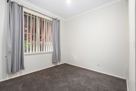 77 Wilson Street, Wodonga VIC 3690 - House For Rent | Domain - Photo 2