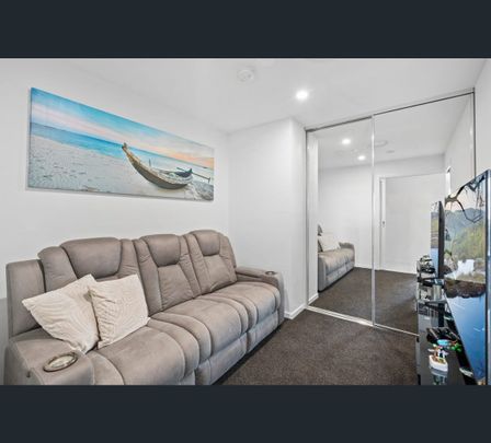 4604/5 Harbourside Ct, Biggera Waters, Qld 4216 - Photo 1