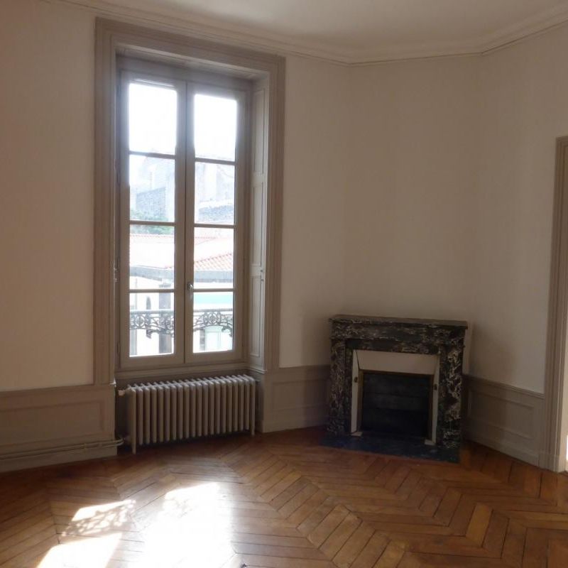 Location Appartement Clermont-Ferrand - Photo 1