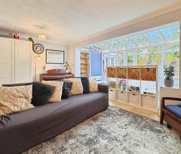 4 bedroom semi-detached house to rent - Photo 1