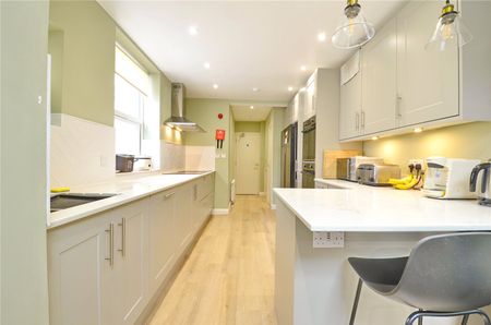 Maxse Road, Knowle - Photo 4