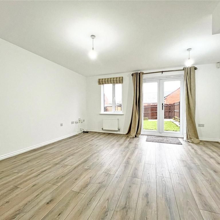 3 bedroom semi-detached house to rent - Photo 1