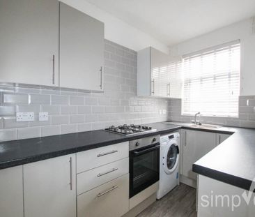 2 bedroom maisonette to rent - Photo 5
