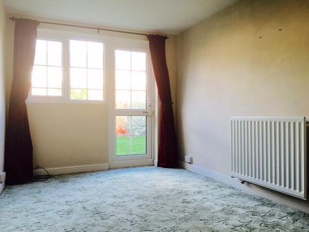 4 bedroom terraced house to rent - Photo 2