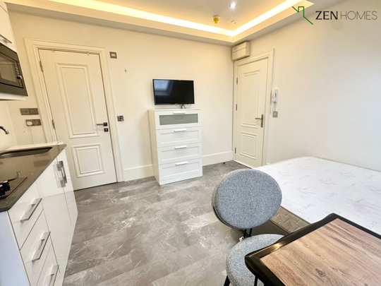 Studio to rent - Photo 1