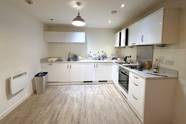 Guildford Road, Woking - 1 bedroomProperty for lettings - Seymours - Photo 1