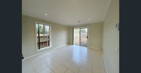 Light Bright and Central - Photo 2