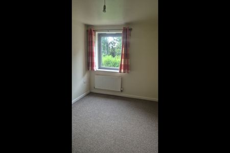 2 Bed Flat, Severn Point, BS10 - Photo 3