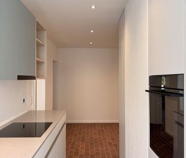 Umfassend sanierte 2.5-Zimmerwohnung mit modernem Ausbaustandard - Photo 3