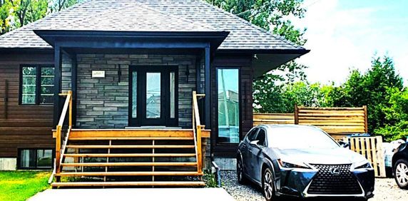 MAISON SUR LE BORD DU RICHELIEU PRÈS DE CHAMBLY. LIBRE 1ER JANVIER - Photo 2