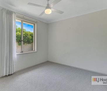 CONTEMPORARY VILLA IN SENSATIONAL ASHTONFIELD!! - Photo 5