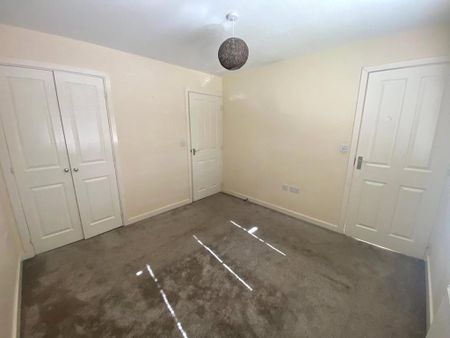 3 bedroom detached house to rent - Photo 4