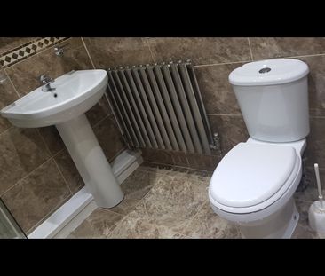 2 Bed Flat, Beattyville Gardens, IG6 - Photo 6