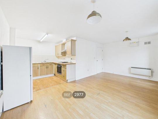 1 bedroom flat to rent - Photo 1