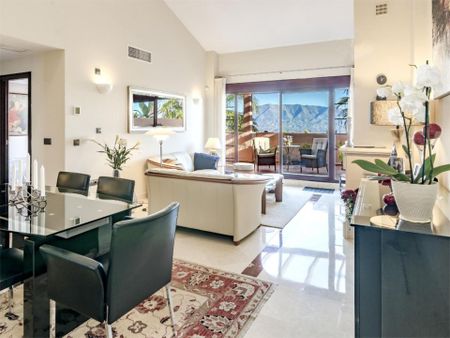 Piso de alquiler en Calle Miguel de Cervantes, 9, Ojén - Photo 3