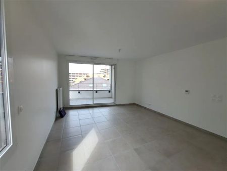 Location appartement 3 pièces - 61m² à Thonon les bains (74200) - Photo 5