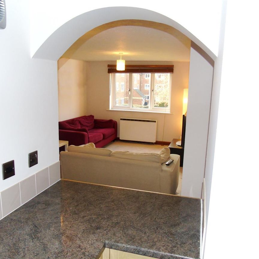 Chiswell Court, Watford - Photo 1
