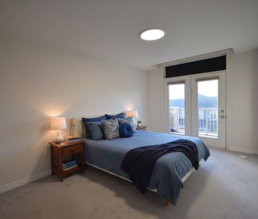 For Lease - 466 Silver Maple Road, Oakville, Ontario - Photo 5