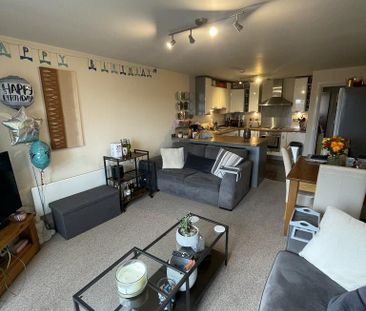 2 bedroom apartment to rent - Photo 2
