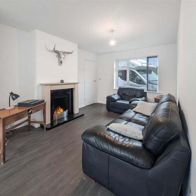 3 bedroom semi-detached house to rent - Photo 1