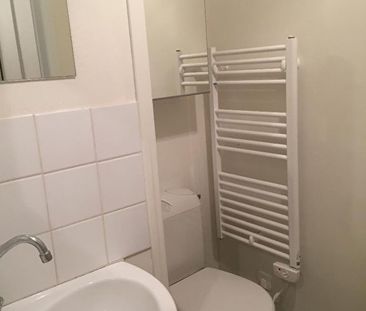 Location Appartement 1 pièce 16m² - Photo 2