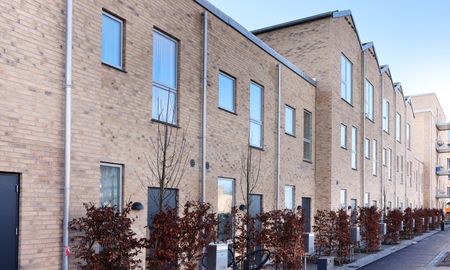 Skøn 2-værelses lejlighed med altan og stort soveværelse - Foto 4