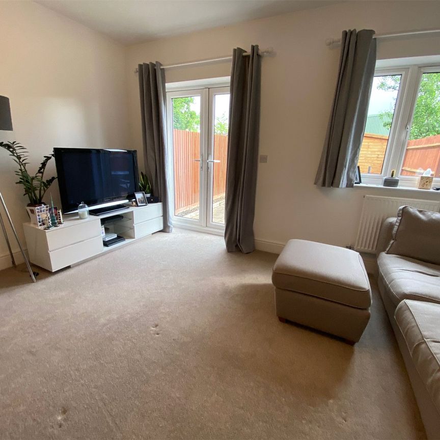 Redstart Croft, Bracknell Redstart Croft, Bracknell - Photo 1