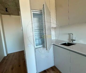 Apartment T1 in Matosinhos e Leça da Palmeira, Matosinhos - Photo 4
