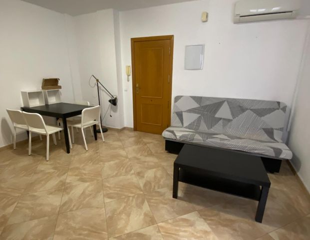 Apartment - Málaga (El Ejido-La Merced-La Victoria) - Photo 1