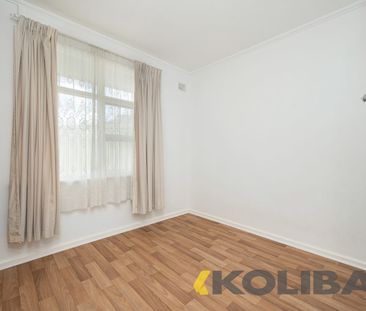 Lovely Living in Croydon Park - Photo 3