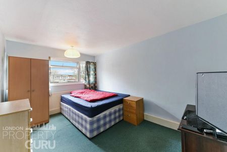 4 bedroom terraced house to rent - Photo 2