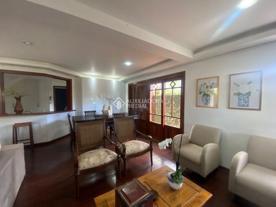 Casa com 4 quartos e 443m² para alugar em Rio Tavares, Florianópolis. - Photo 1