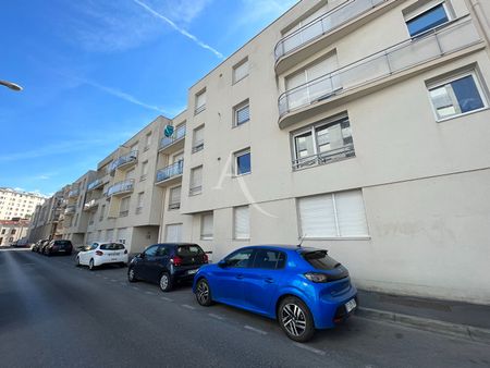 Location Appartement 2 pièces 44m² - Photo 5