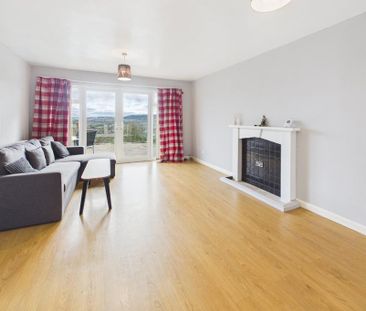 4 bedroom semi-detached house to rent - Photo 3