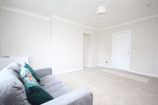 Kelvin Drive, Airdrie, ML6 - Photo 1