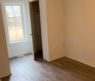 For Lease - 7360 Sandy Ridge Common Unit# 12, Niagara Falls, Ontario - Photo 1