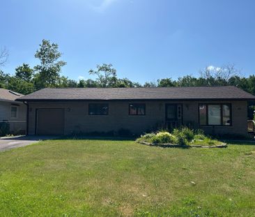 For Lease - 46B Kennedy Drive, Kawartha Lakes, Ontario - Photo 3