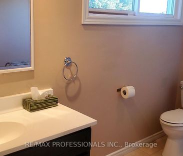 For Lease - 2545 Addingham Crescent, Oakville, Ontario - Photo 4