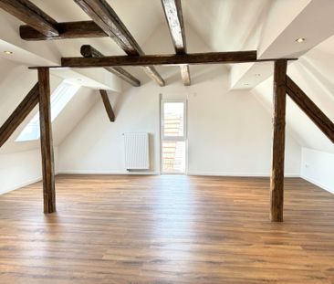 Da macht der Umzug Spaß: Kernsanierte 3,5-Zimmerwohnung in einem 2F... - Foto 1
