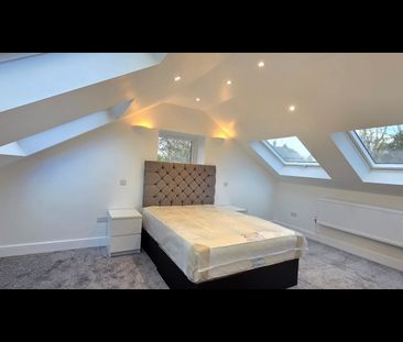 3 Bed Semi-Detached House, Blackwood Cottages, LS17 - Photo 4