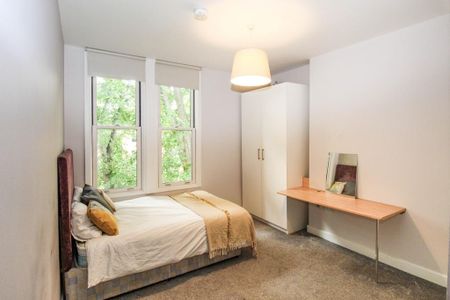 6 bedroom apartment to rent - Photo 4