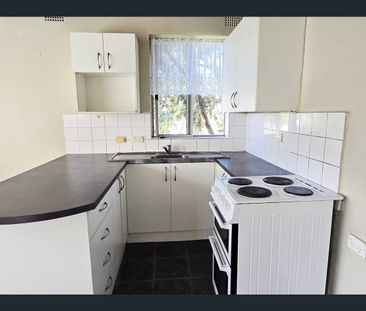 Great Location in Heart of Westmead - Photo 2
