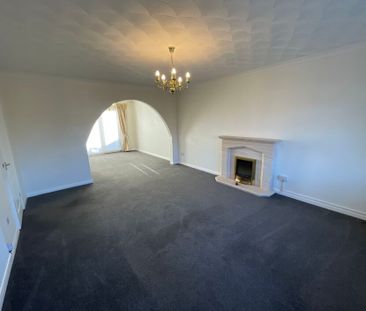 King George Court, Swansea, SA2 - Photo 3