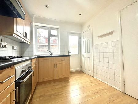 2 bedroom bungalow - detached - Photo 5