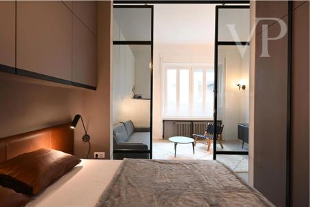 Anspruchsvolle, frisch renovierte Wohnung im Herzen der Innenstadt – am neu gestalteten Szervita-Platz. - Photo 2