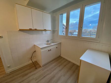 Location Appartement 3 pièces 58m² CLERMONT FERRAND 63000 - Photo 4