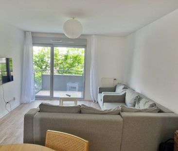 Location Appartement 3 pièces 57m² GENNEVILLIERS 92230 - Photo 1