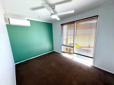 11 Cruickshank Avenue, Whyalla Stuart - Photo 3