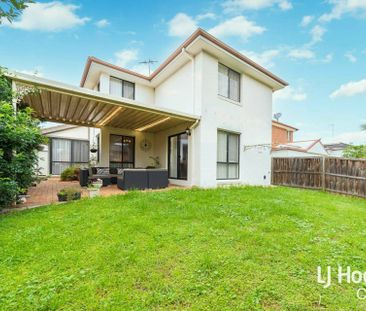 Large Family Home - Photo 2